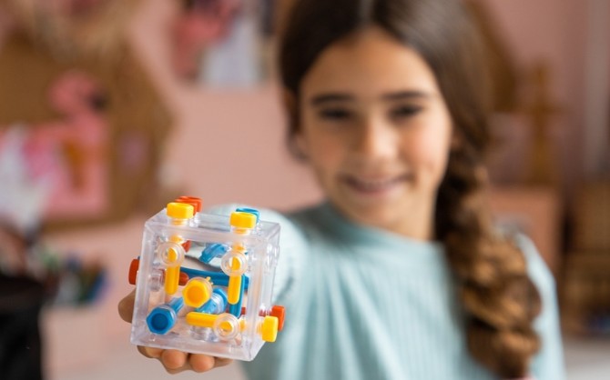 Gra logiczna Smart Games - Criss Cross Cube (ENG)